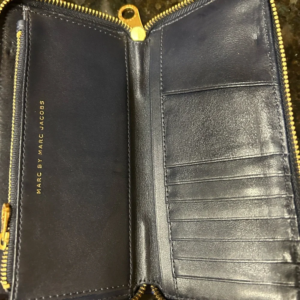 Marc by Marc Jacobs navy color block wallet. tan and cobalt blue